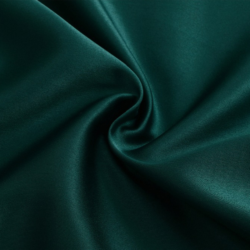 2026 Hauts et chemisiers en satin chic pour femmes, doux, mignons, sexy, verts, style vintage, à bretelles, vêtements féminins