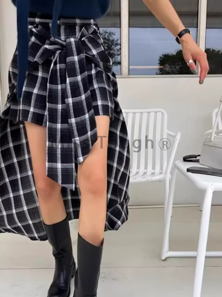 Jupe à carreaux taille haute pour femme, jupe rétro irrégulière, fouet au design chic, vêtements assortis, mode coréenne vintage, noir, Y2K, nouveau, 2025