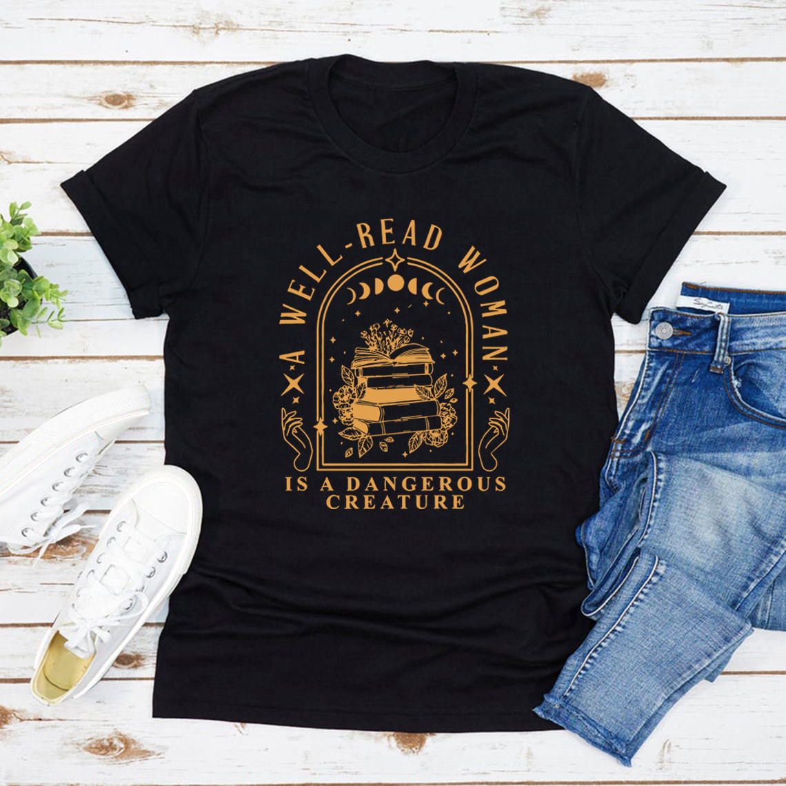 Une femme bien lu est une créature dangereuse t-shirts Bookish Merch T-Shirt femmes t-shirts Vintage graphique t-shirts livres amoureux cadeaux