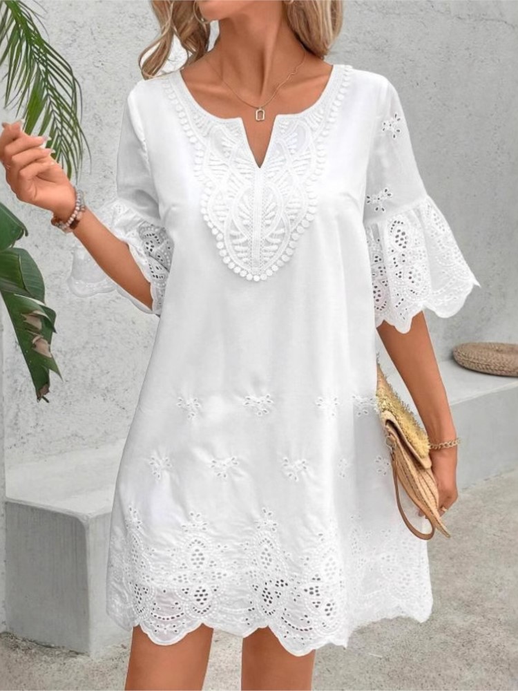 Nouvelle Robe Décontractée Chic à Col V en Dentelle et Manches Courtes, Élégante et Creuse, Blanche, Idéale pour le Bureau, les Fêtes et les Vacances, Robe Femme Été
