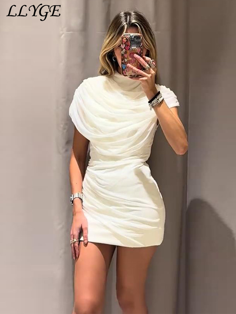Robe courte en Patchwork de paillettes pour femmes, Sexy, col licou, plissée, épaules dénudées, sans manches, ligne a, robe de fête de noël, hiver 2025