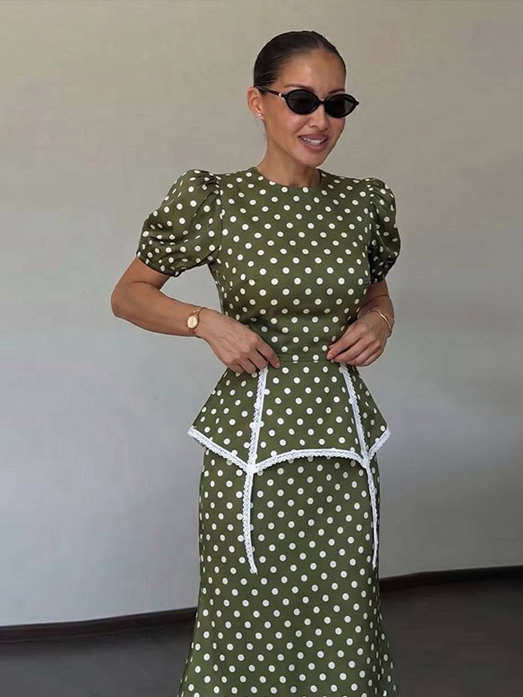 Robe longue élégante rétro pour femme, imprimé pois, manches bouffantes, avec ceinture, ourlet volanté en satin, collection 2026
