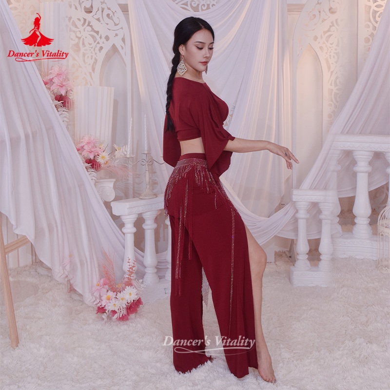 Costume de danse orientale, doux et confortable, idéal pour l’entraînement et les séances de danse, conçu pour les femmes adultes. Tenue d’entraînement pour danse orientale, qui met en valeur la vitalité de la danseuse.