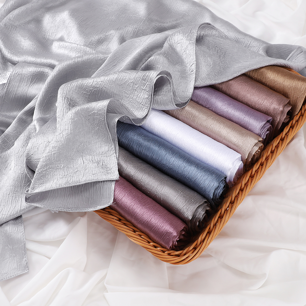 Voile Hijab en Satin Texturé Premium pour Femmes Musulmanes, Châle Uni, Turban en Satin Plissé, Promotion Ramadan