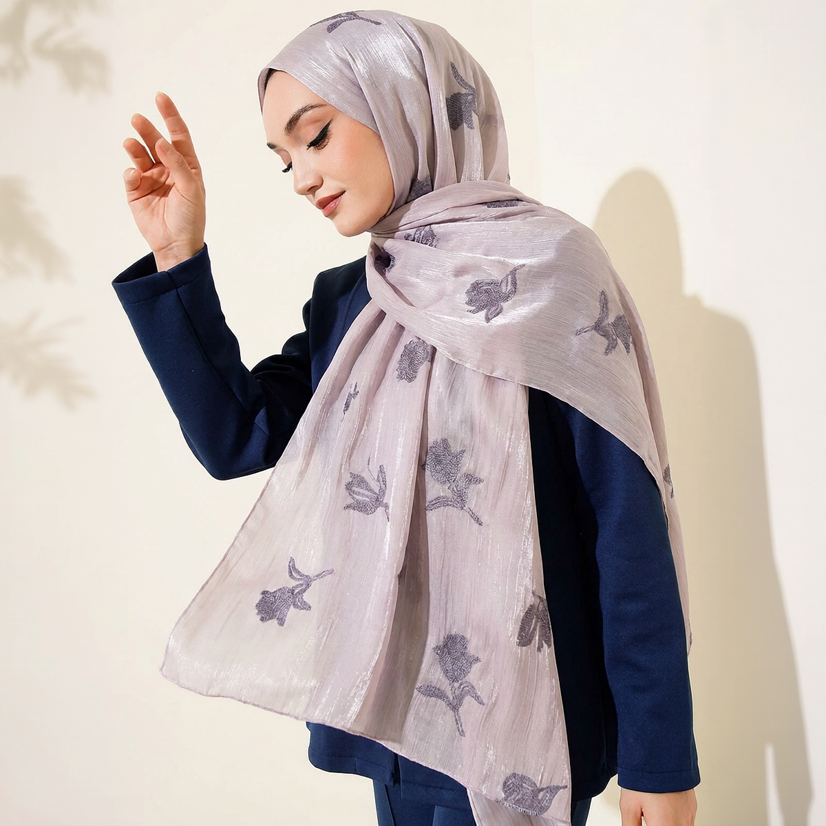 Nouveau Hijab en Soie Brillante pour Femmes, Châles Longs Musulmans Brodés, Hijab en Soie Satinée de Qualité Supérieure, Foulards Plissés Island