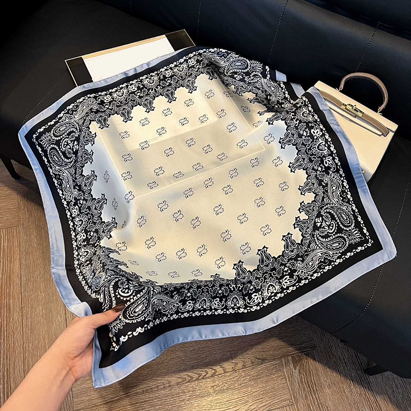 Foulard carré en Satin imprimé Imitation soie pour femmes, foulard de cou enveloppant, bandeau de plage, Bandana pour femmes