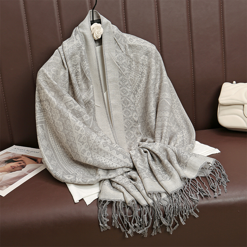 Nouveau hiver écharpe femmes garder au chaud cachemire foulards décontracté concepteur Pashmina foulard gland châle Hijab Wrap