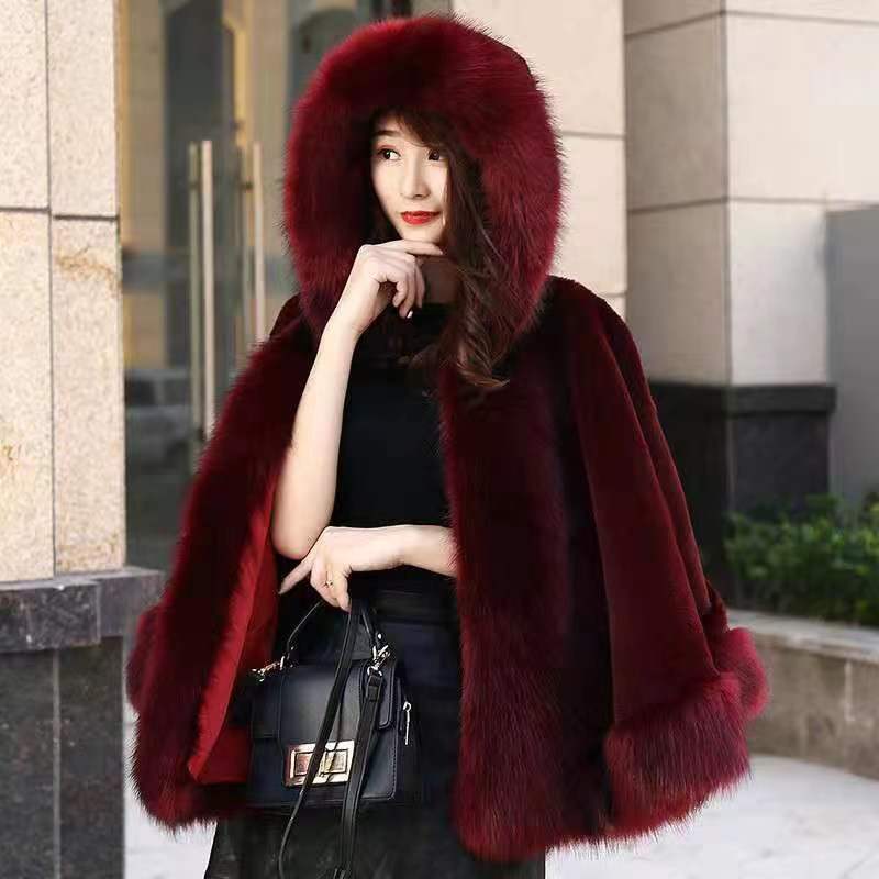 Femmes nouveau hiver fausse fourrure châle cape style court Haining fausse fourrure de renard épais à capuche coupe-vent femmes veste manteaux pour les femmes