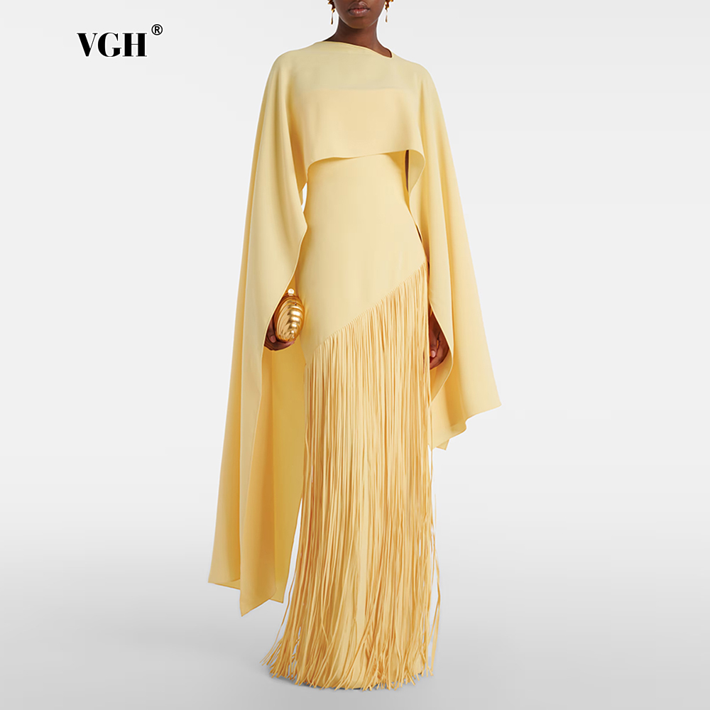 Robe longue élégante jaune sans manches VGH haut de gamme pour femme, coupe ajustée, fluide, avec franges, idéale pour les occasions spéciales