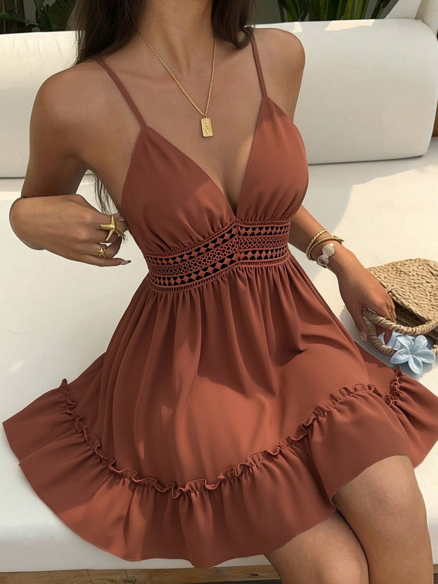 Robes d'été pour femmes 2026, col en V, bretelles spaghetti, nœud papillon, dos nu, sans manches, mini robe en dentelle style swing skater