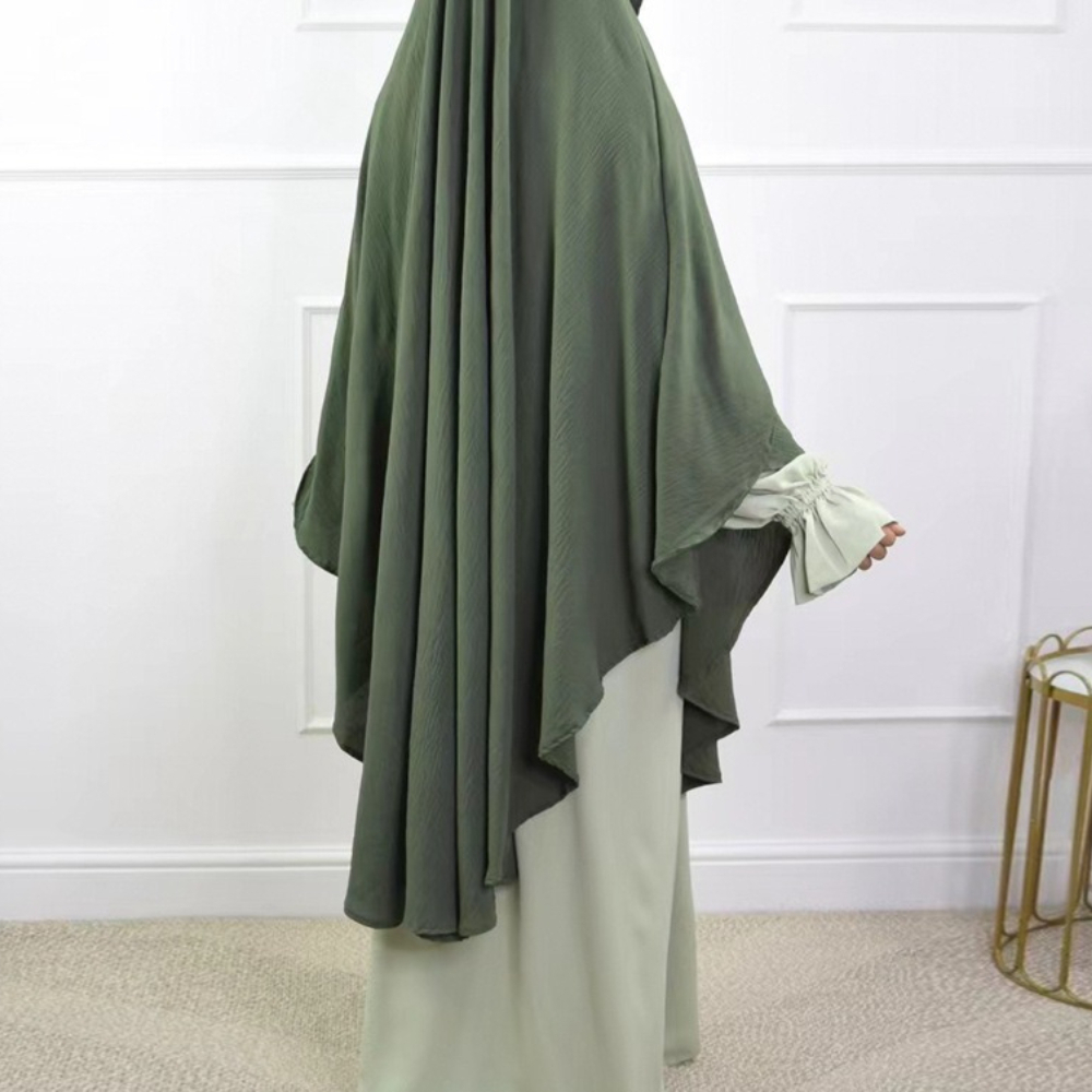 Hijab Modeste Plissé – Effet Fluide Superposé à l'Avant, Sans Nœud Nécessaire, Grande Taille et Respirant pour Usage Quotidien