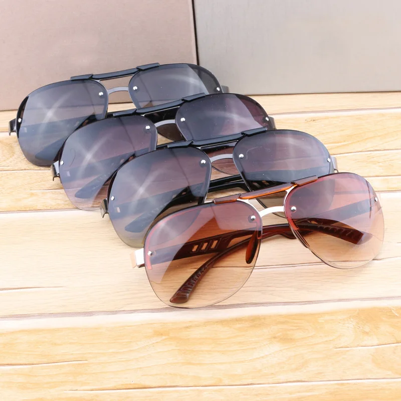 Lunettes de soleil classiques à verres dégradés pour hommes et femmes, lunettes de pilote de luxe, lunettes de soleil sans monture tendance, lunettes de soleil pour femmes et hommes, protection UV400