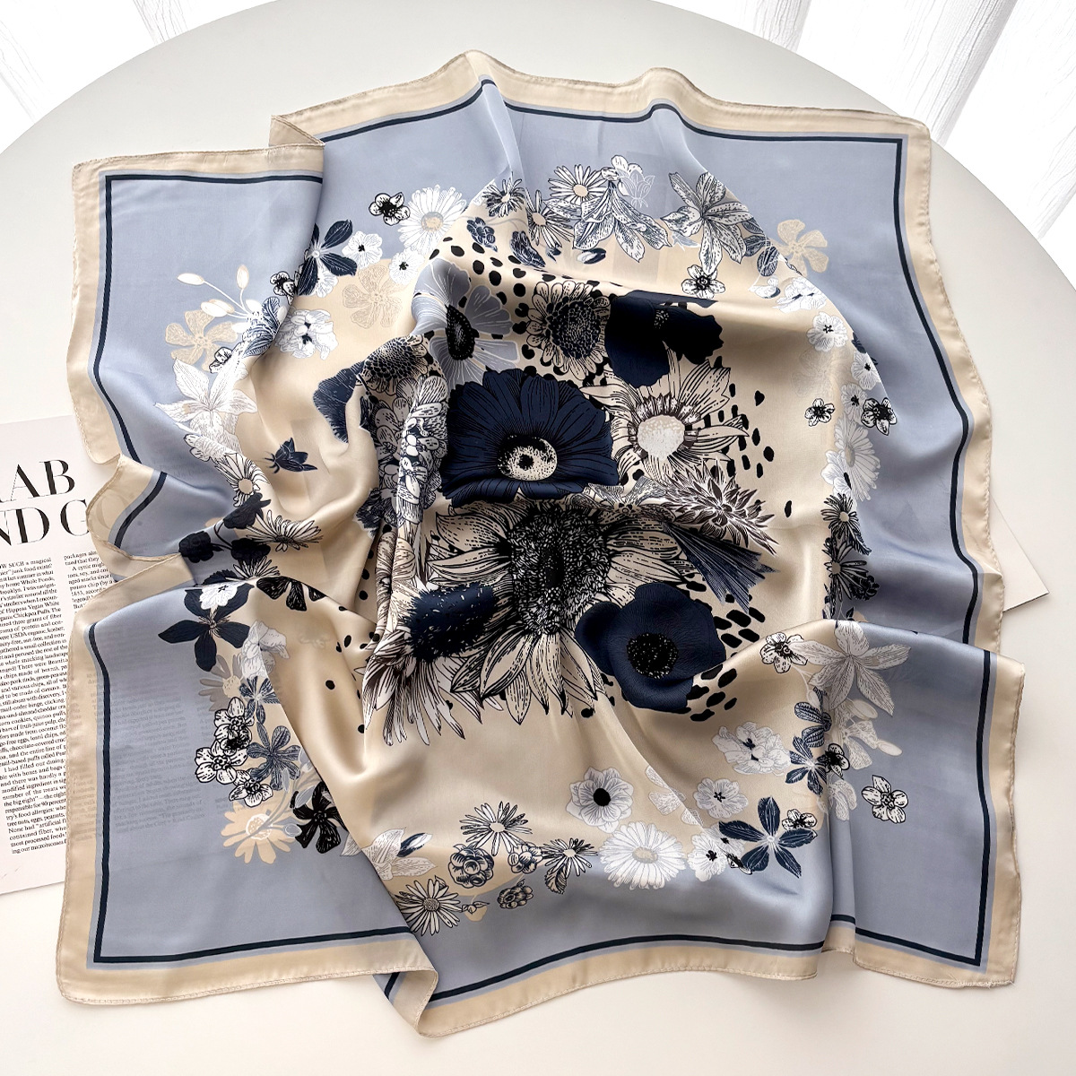 Écharpe carrée à imprimé floral pour femmes, imitation soie, bandanas, hijab de luxe, foulard élégant, châle de plage