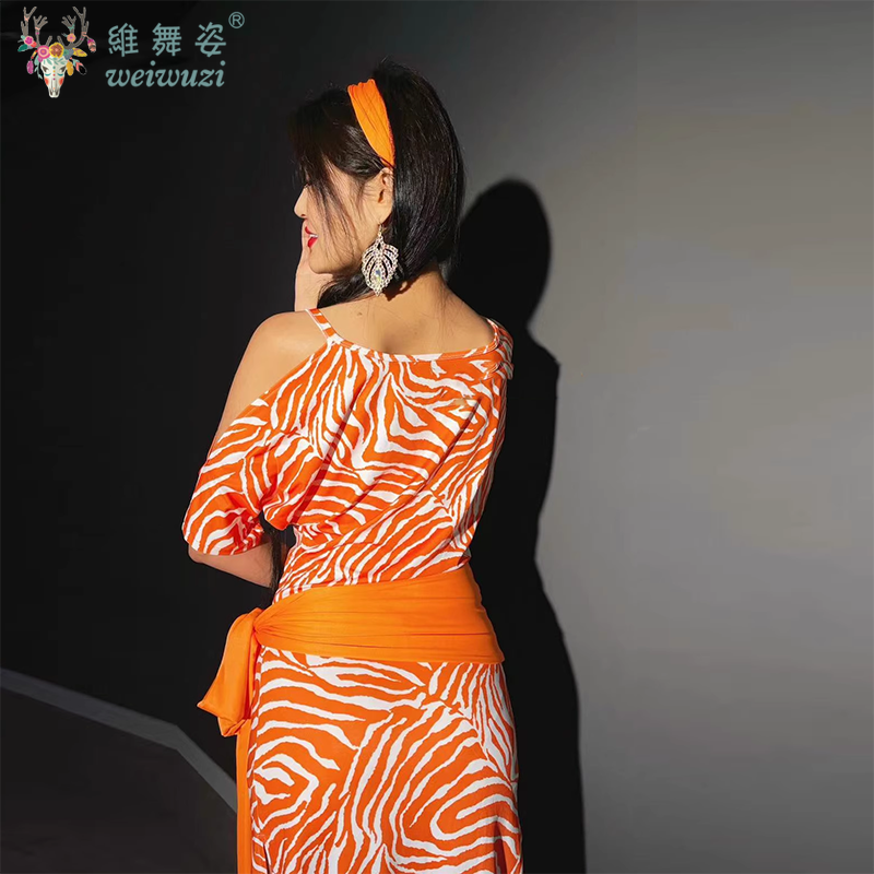 Costume de danse du ventre pour femmes, Robe ample et confortable + foulard + foulard de hanche, Robe d'entraînement professionnel de danse orientale, 3 pièces