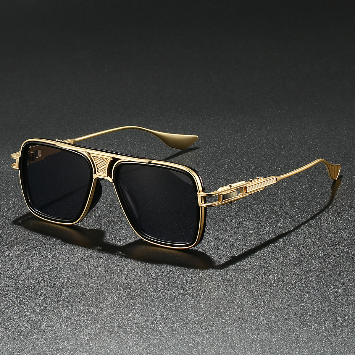 Lunettes de soleil de luxe hommes Style Punk Pop Street mode Cool Uv400 lunettes de soleil femmes nuances montures en métal lunettes de pilote