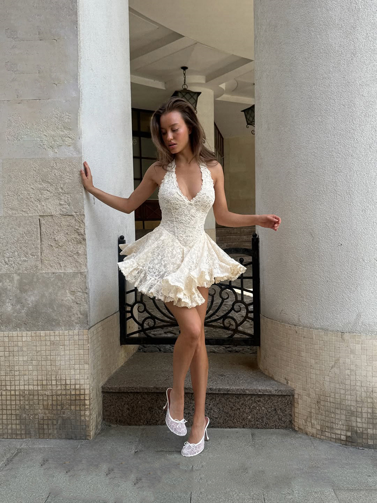 Robe Courte en Dentelle pour Femme, Élégante, Col en V, Taille Cintrée, Jupe Évasée, Style Urbain, Dos Nu, Robe Halter d'Été pour Femme