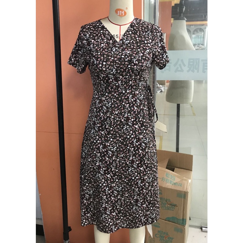 Robe portefeuille florale pour femme, col en V, manches courtes, taille haute, avec liens latéraux, coupe ajustée, longueur midi, décontractée, pour le bureau, l'été ou les soirées