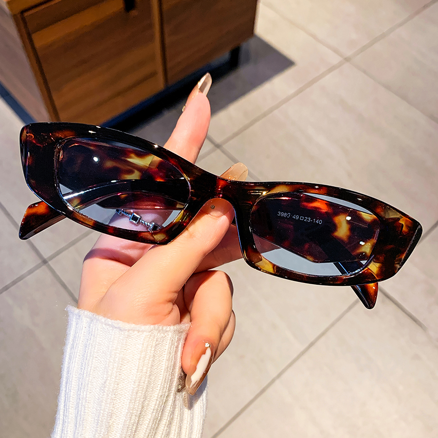 Lunettes ovales rétro à jambes larges pour femmes, 1 pièce, personnalité tendance, Cool, Style de rue, cadeau de vacances, fête quotidienne, Gathe