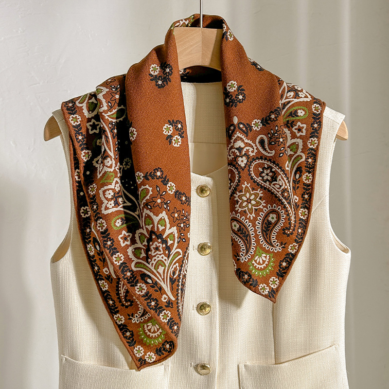 70% laine 30% foulard en soie femmes hiver ethnique gris Orange bleu Paisley imprimé foulards châle femme Hijab dames accessoires