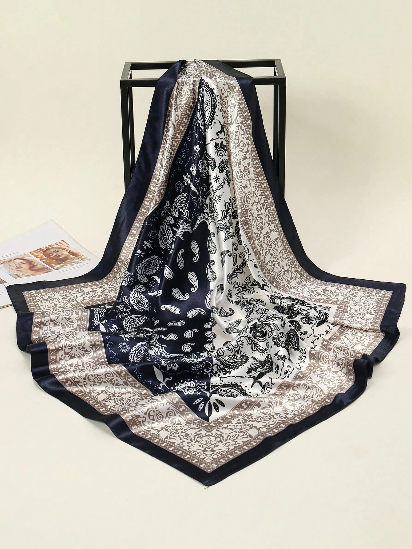 2025 nouvelles femmes de luxe Foulard en soie Hijab imprimé foulards carré 90x90 cm châle voyage Foulard Bandana Foulard