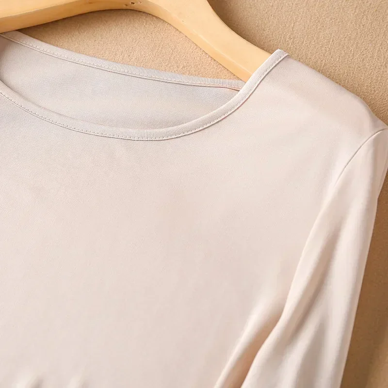30% soie de mûrier + 70% Vicose élastique haute élasticité femmes soie tricoté col rond coupe ajustée chemise de fond dames maillots de corps