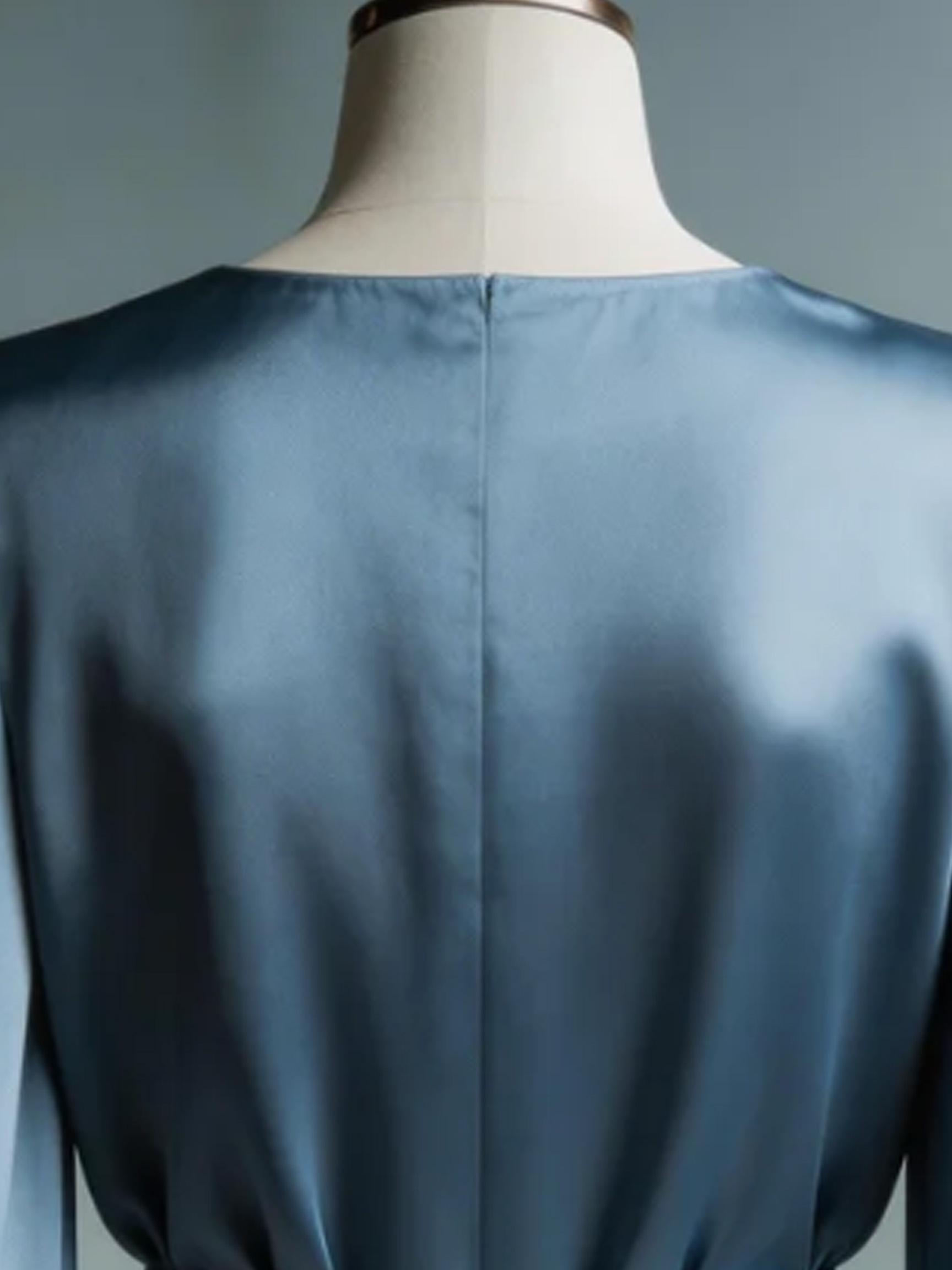 Chemisier élégant en satin uni pour femme, col en V, manches lanternes, mode bureau, quotidien, décontracté, polyvalent