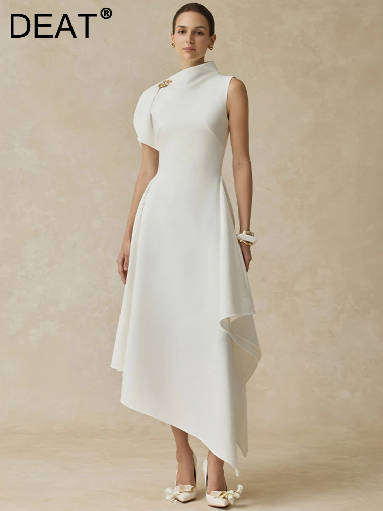 DEAT robe élégante col montant irrégulière taille haute longue couleur unie femmes robes de soirée 2025 hiver nouvelle marée 35Z3948