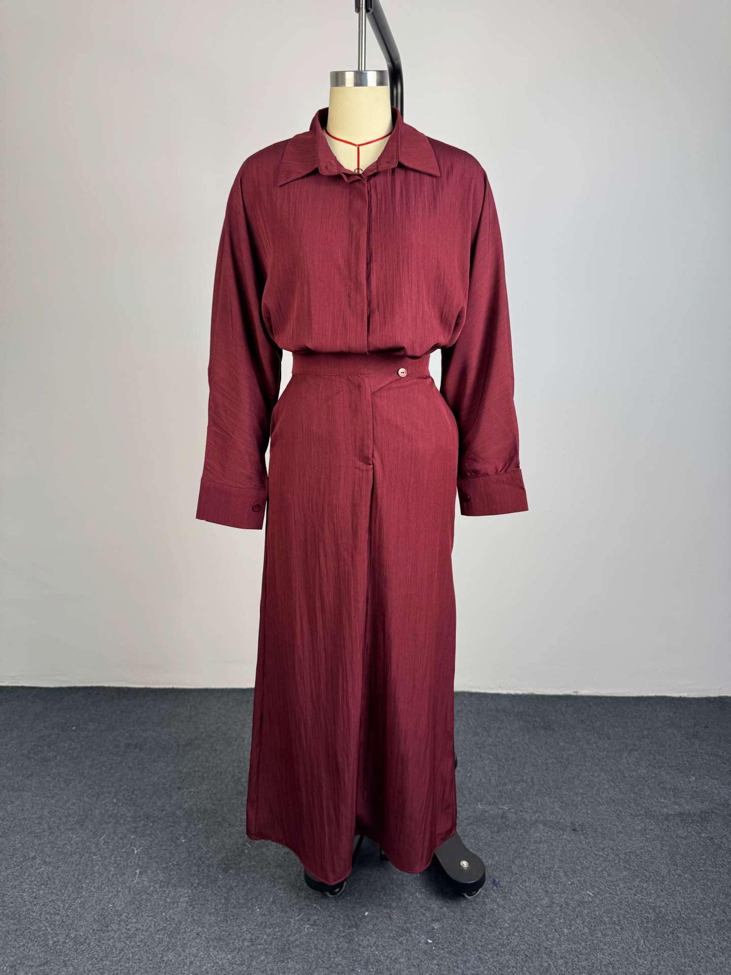 Ensemble Chic et Décontracté 2 Pièces pour Femme : Jupe Longue Unie et Chemise à Manches Longues – Collection Printemps-Été 2026