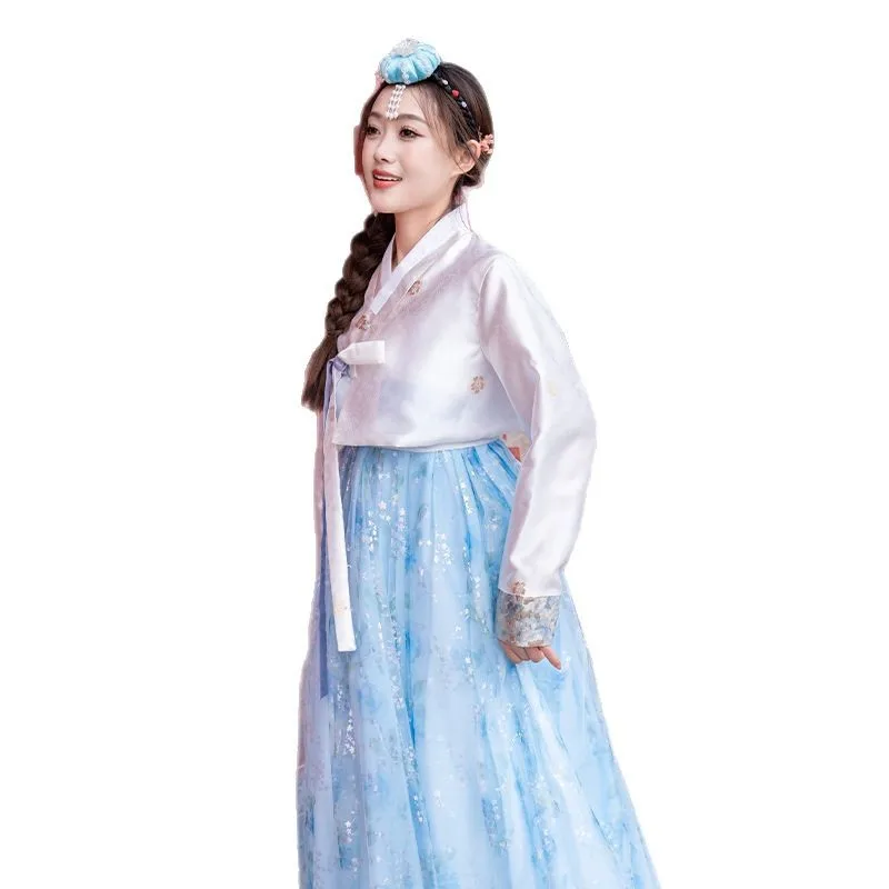Ensemble de robe traditionnelle coréenne Hanbok pour femmes, chemisier blanc, jupe bleue scintillante, costume national coréen pour la photographie de voyage