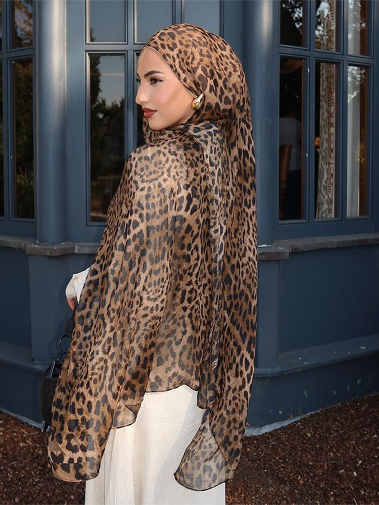 Foulard en Voile Vintage imprimé léopard pour femmes, Hijab léger, protection solaire, couverture de plage, coupe-vent, écharpe de voyage, nouvelle collection 2025