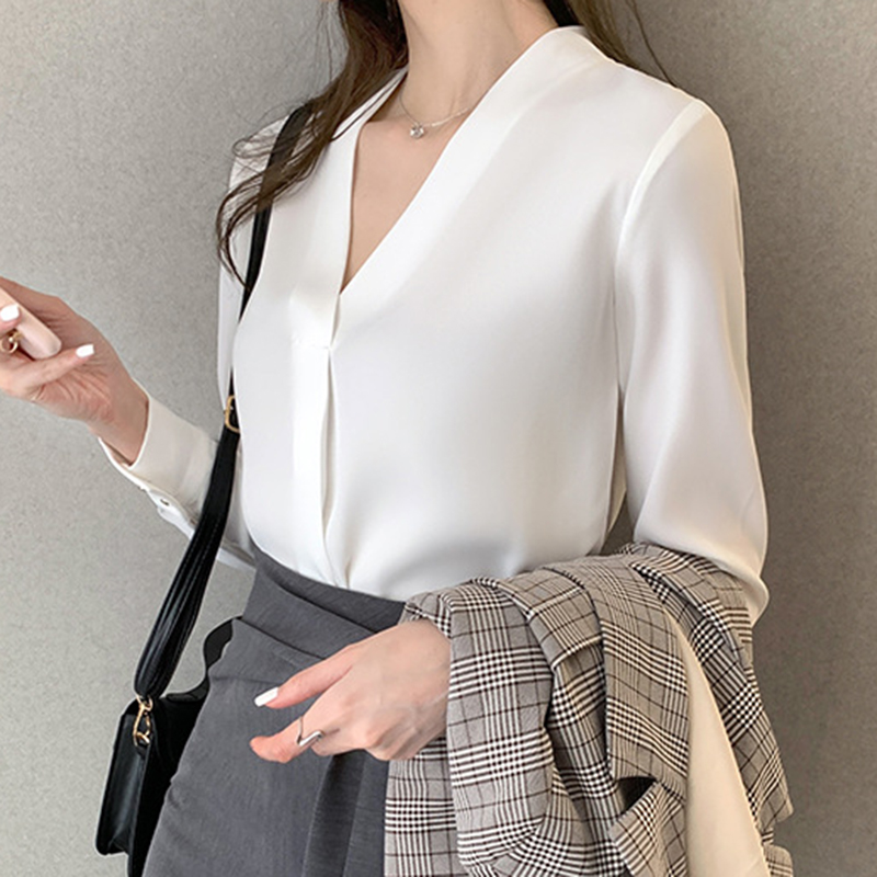 Chemisier blanc à col en V pour femme, élégant et chic, en mousseline, idéal pour le bureau, collection Printemps-Été 2026, haut léger à manches longues