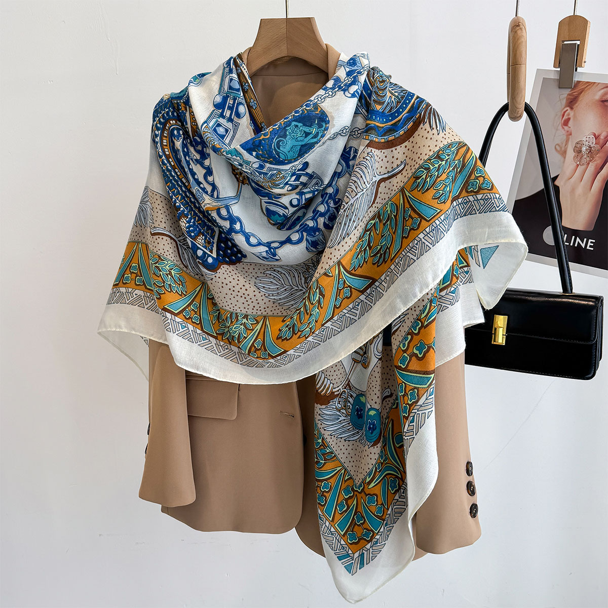 130x130CM nouveau luxe imprimé Satin soie carré écharpe pour les femmes été Protection solaire châle Hijab foulard mode Wrap Bandana