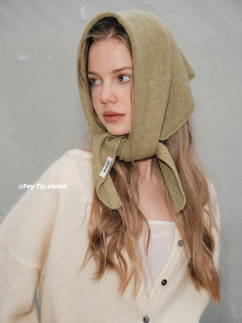 Marque de Niche originale britannique contenant une écharpe triangulaire tricotée en laine foulard pour femme écharpe tricotée chaude multifonctionnelle