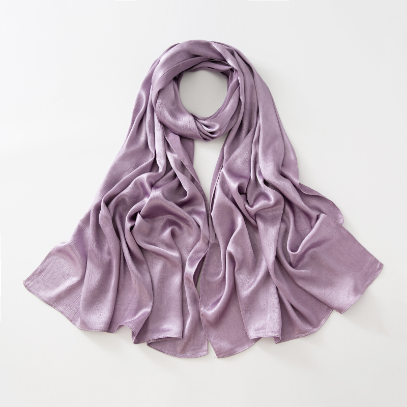 Femmes plaine soie Satin Hijab écharpe différents côtés écorce rides couleur unie Long châle femmes musulmanes soie lisse comme sous-écharpe