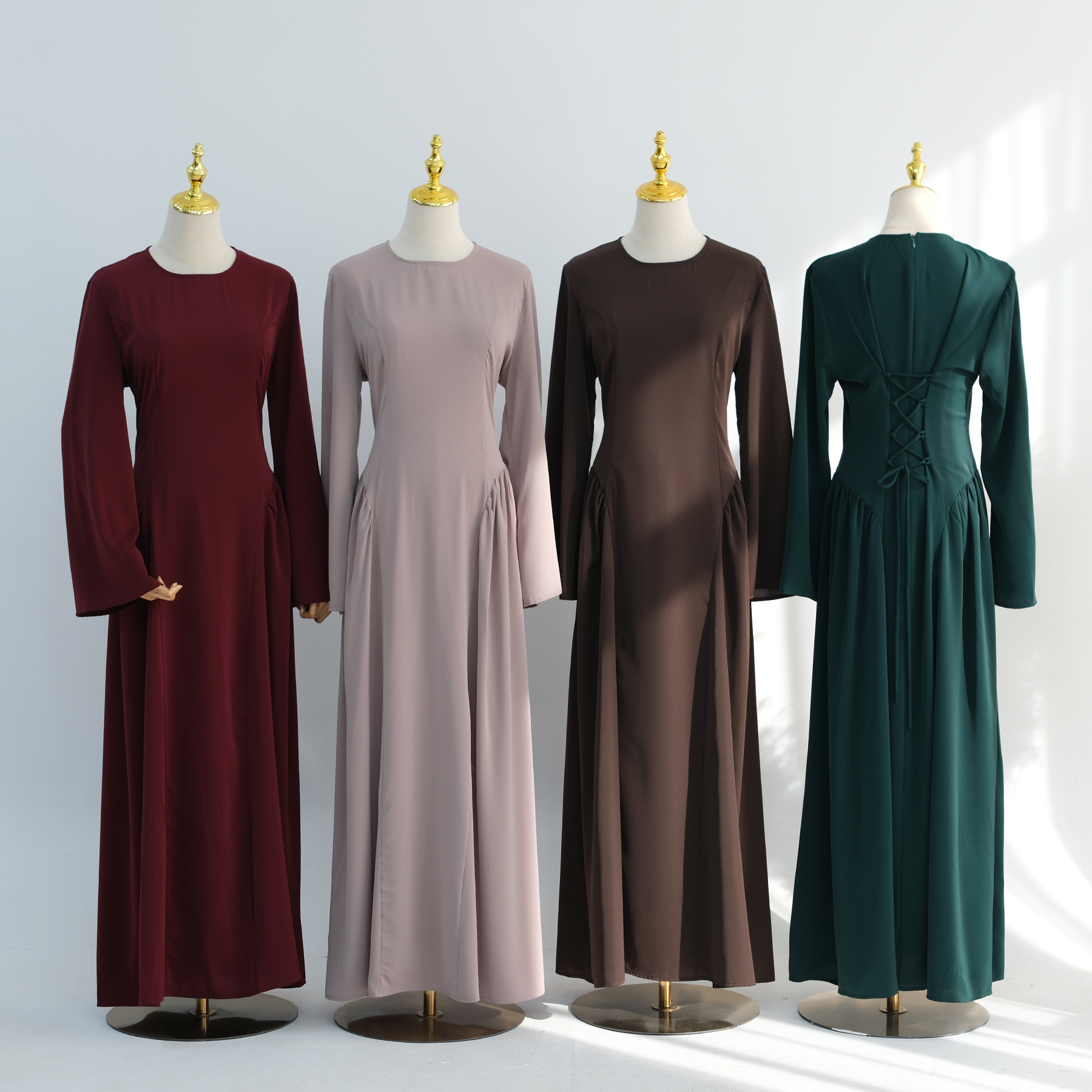 Robe Abaya Musulmane Modeste d'Été à Lacets au Dos et Fronces Latérales, Coupe Ajustée, Manches Longues Évasées, Robe Hijabi Élégante, Vêtement Islamique