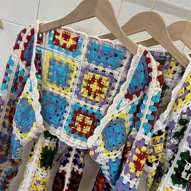 Chemisier court de style bohème pour femme, broderie florale, vacances de plage, évider, chic en Y