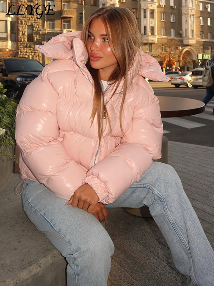 Manteau décontracté matelassé à capuche en coton pour femme, col montant, fermeture éclair, manches longues, chaud, collection automne 2026, style chic urbain, doudoune