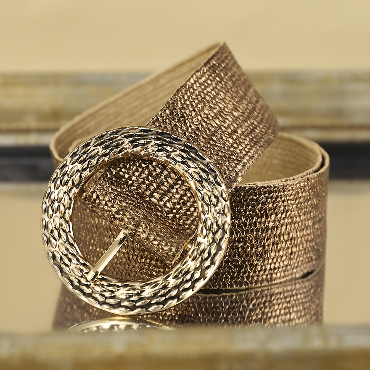 Ceinture dorée pour femme, style bohème, accessoire de mode tendance, boucle en métal, indispensable pour les tenues de shopping et le quotidien