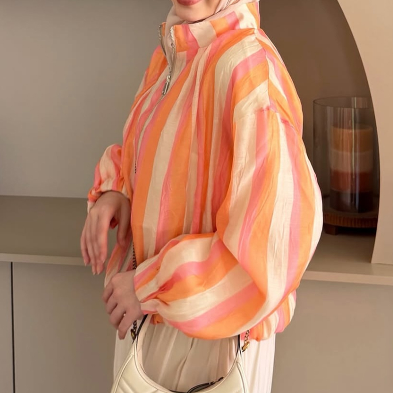 Veste pour femme 2026 Nouvelle collection été à manches longues, coupe ample, à rayures, élégante et chic, avec une touche de personnalité, vêtement d'extérieur pour femme