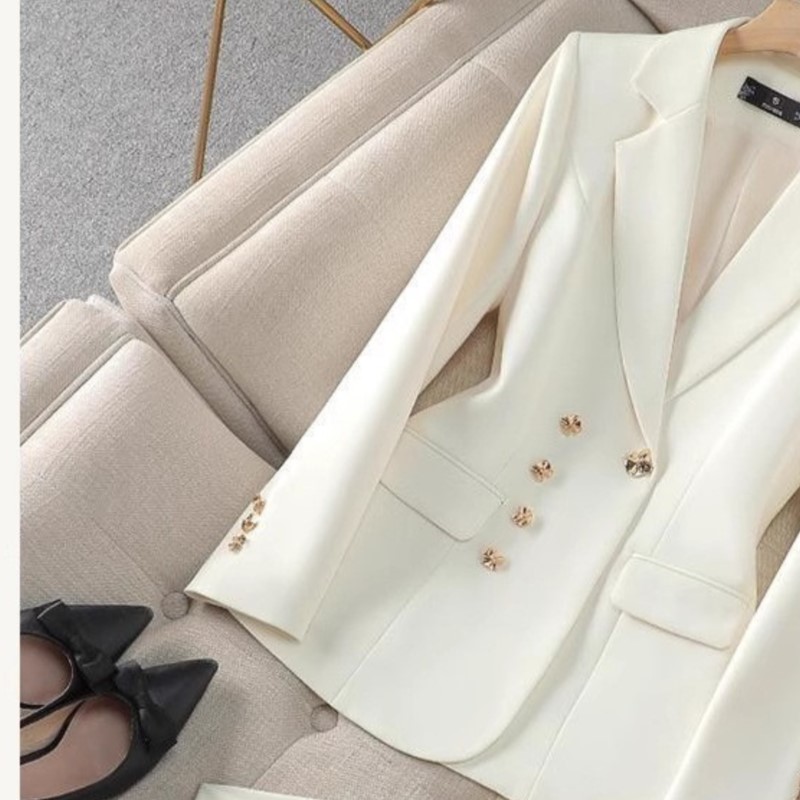 Costume deux pièces pour femme : veste et pantalon – Nouvelle collection 2026 – Élégant, ajusté, idéal pour le bureau et les déplacements professionnels
