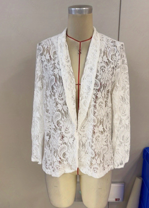 Nouvelle veste-cardigan élégante pour femme printemps/été, style petit tailleur, couleur unie, dentelle ajourée, manches longues, col à revers, chemise-veste Soat