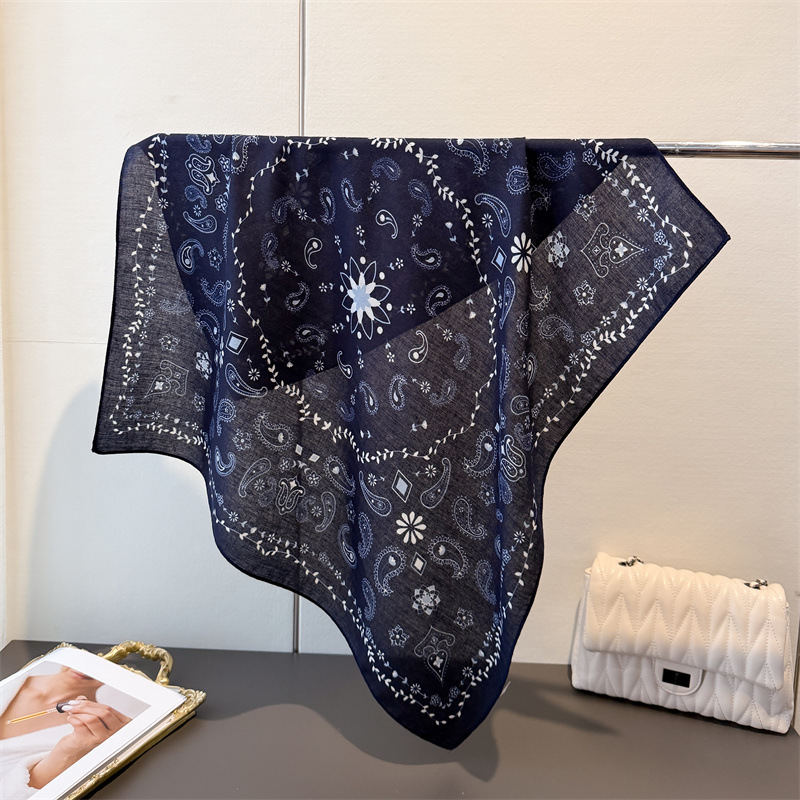 Foulards carrés de luxe en forme de cajou pour femmes, 70x70cm, doux, tache de cou, châle, chaîne, élégant, Bandanas, imprimé Paisley, Hijab