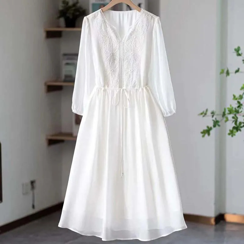 Robe longue en mousseline de soie brodée pour femmes, robes de colonne vertébrale, robes éducatives, printemps, été, nouveau haut de gamme