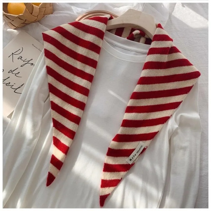 Écharpe Triangulaire à rayures coréennes 100% laine, foulard Triangulaire pour hommes et femmes, foulard de Niche britannique tricoté, écharpe chaude multifonctionnelle
