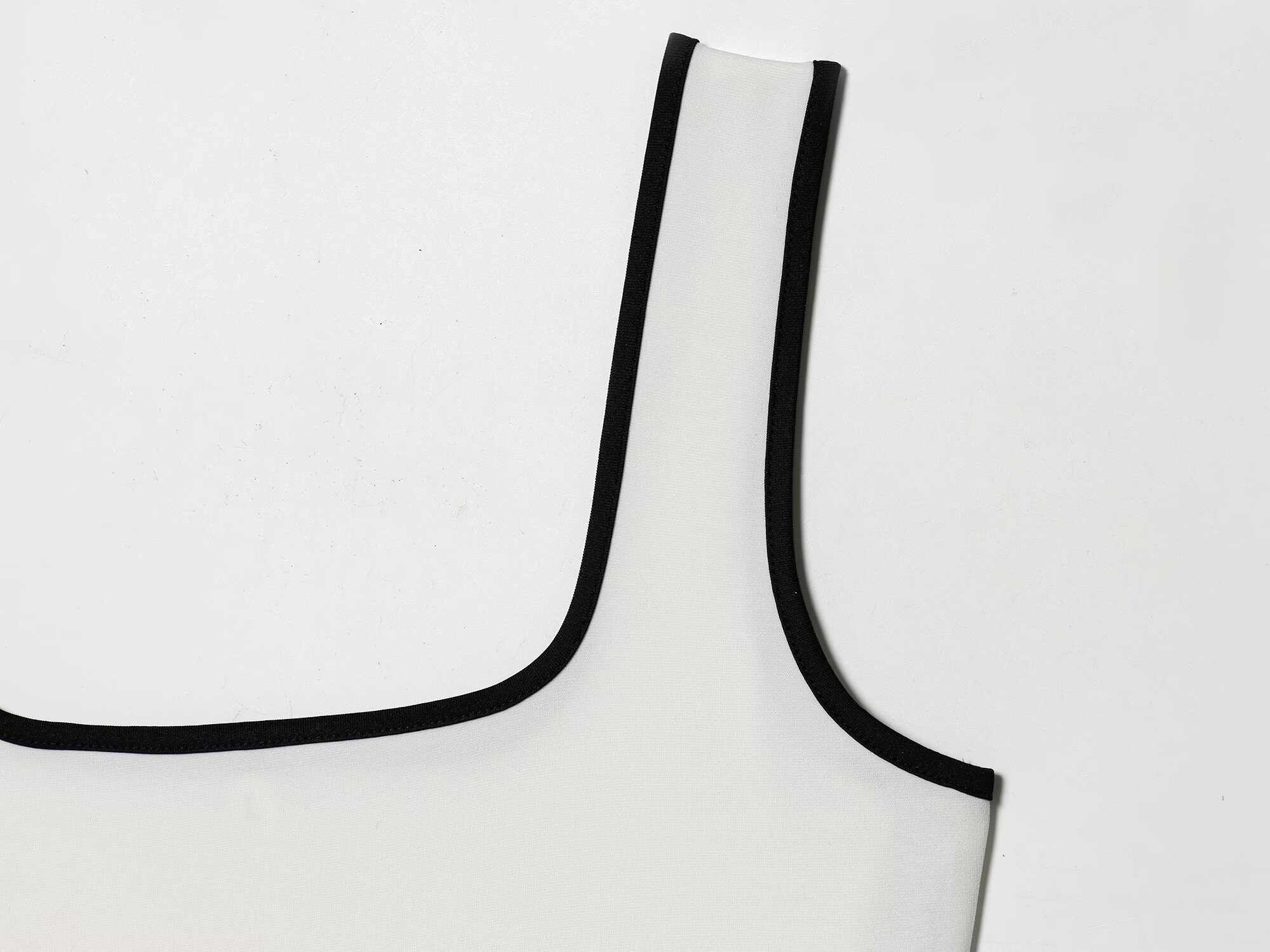 Robe courte sans manches pour femmes, style européen et américain, vêtements pour femmes, broderie de perles artificielles, nouvelle collection hiver 2025