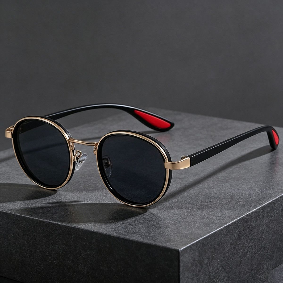 Lunettes de soleil ovales rétro pour hommes, monture en métal, protection UV tendance, accessoires solaires polyvalents