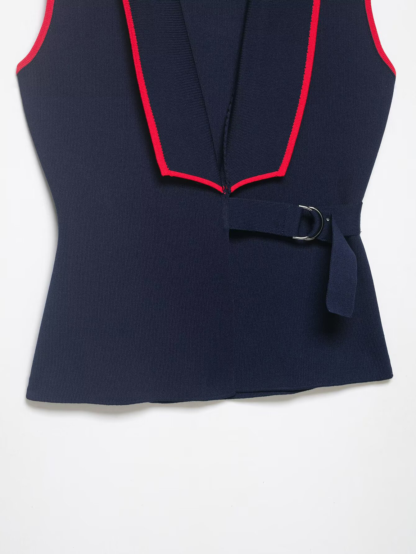 Nouvelle tenue d'été 2026 pour femme, mode européenne et américaine, gilet sans manches à col en V, double boucle, double boutonnage