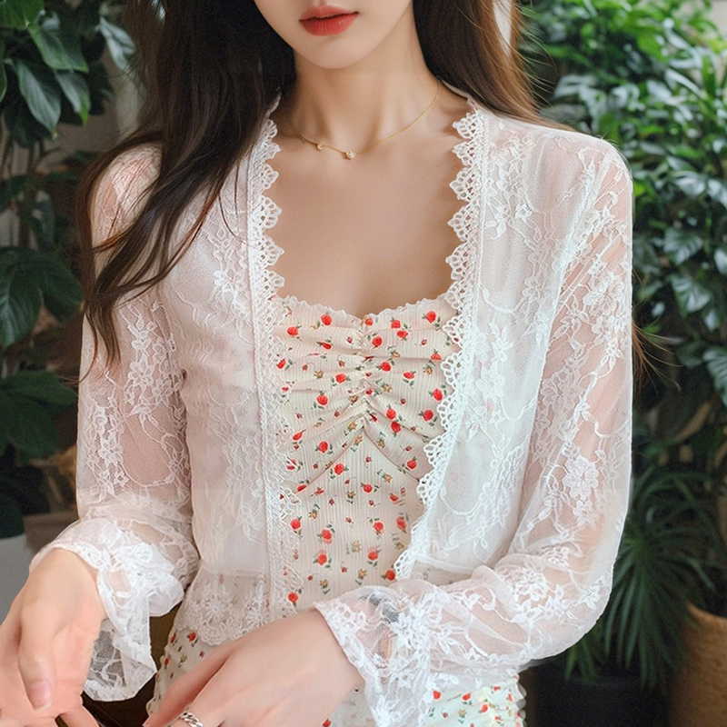 Châle en mousseline de soie pour femme, manches mi-longues, dentelle ajourée, broderie florale, vêtements de bain empêchés, capes ultra-fines, été 2025