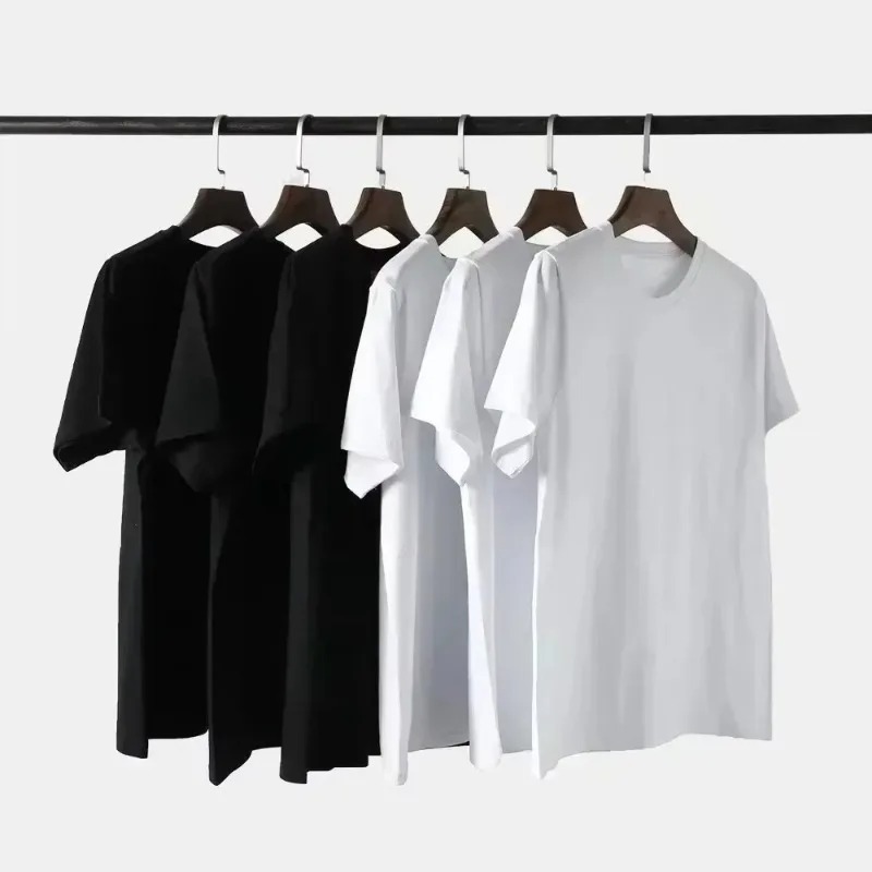 Nouveau t-shirt à manches courtes en 100% coton pur, adapté aux hommes et aux femmes. C'est un style estival, ample et décontracté.