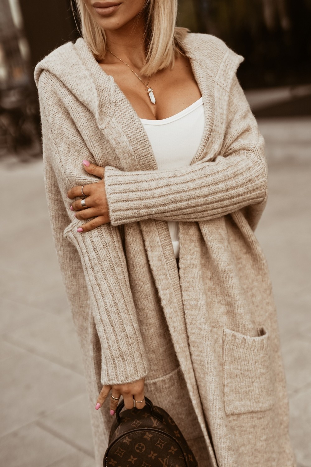 Cardigan à capuche avec lettres pour femme, pull en tricot, manteau ample à manches longues, veste longue tricotée avec poches, pardessus de bureau, automne hiver